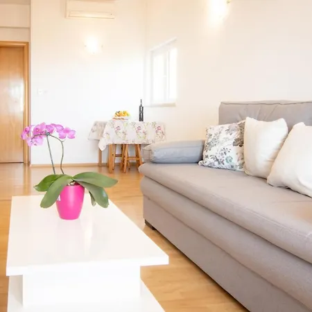 Steko * Макарска