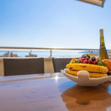 Steko * Макарска