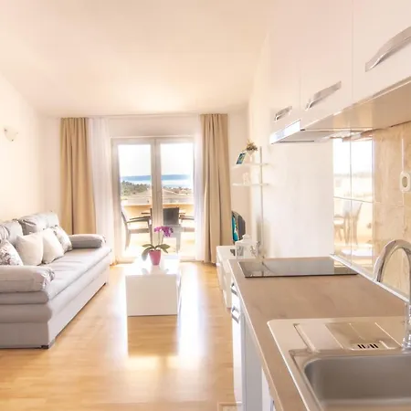 Steko * Макарска